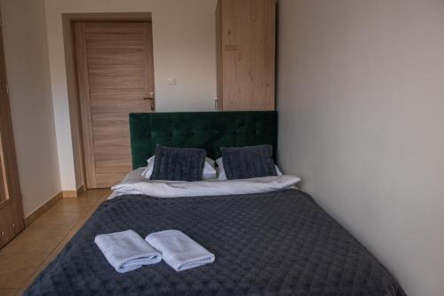 1 double bed