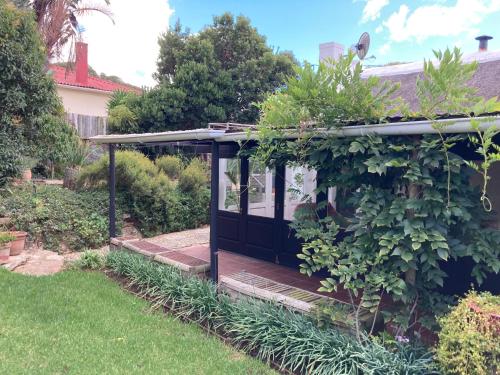 Rodyti, Carneddie Cottage - main in Bredasdorpas