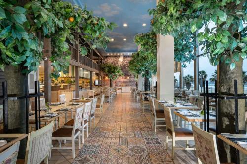 Herods Tel Aviv By The Beach - image 2