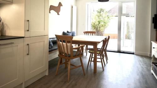 The Salty Dog holiday cottage, Camber Sands