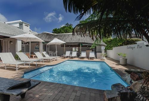 Cottage Pie by Robberg Room Type - Standard Room with Pool View