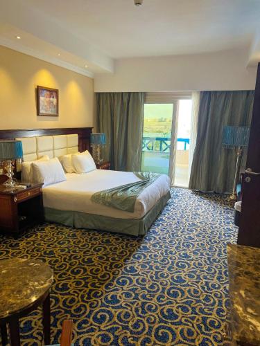 Family Suite with Balcony