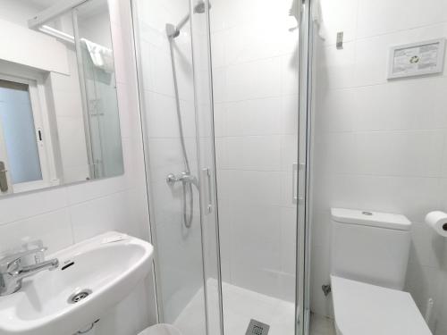 Hostal Albero by gaiarooms - image 14