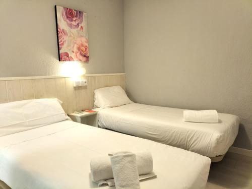 Hostal Albero by gaiarooms - image 9