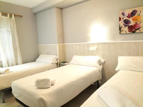 Hostal Albero by gaiarooms - image 6