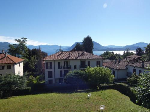 Casa Clivia - 3 br apartment with lake view - Apartment - Stresa