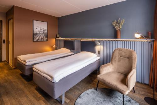 Pier 5 Hotel Room Type - Standard Twin Room