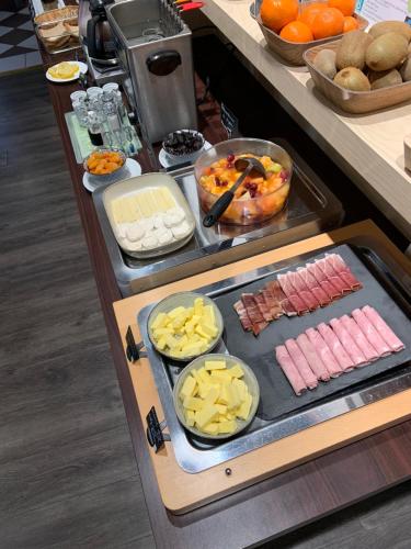 Comida y bebida, Hotel de Champagne in Angers