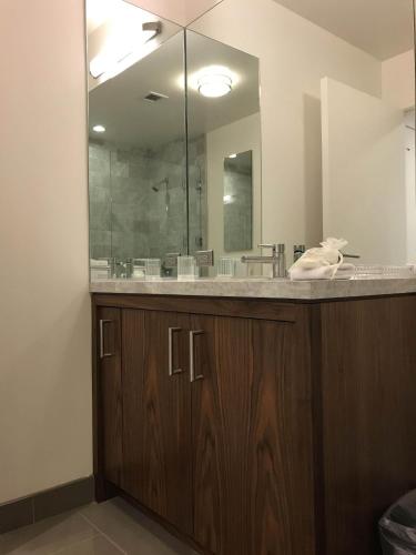 Los Angeles National Veterans Park 30 Day Stays - image 9