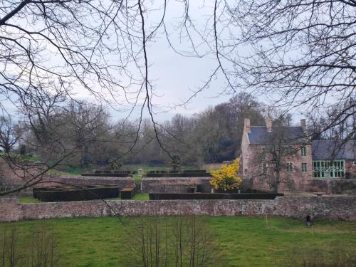 Le Prieuré de l'Oiselière chambre d'hôte Saint-Planchers