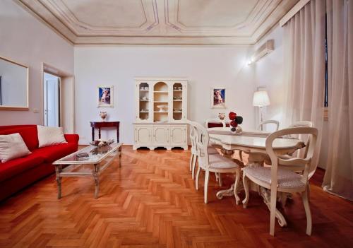 Apartments Florence - Ghibellina 96, Florencie (fotografie 8)