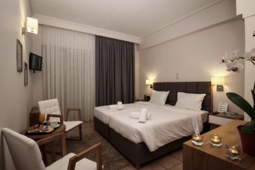 Green Hill Hotel - image 8