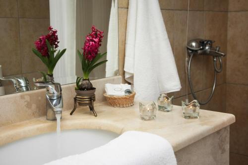 Green Hill Hotel - main image