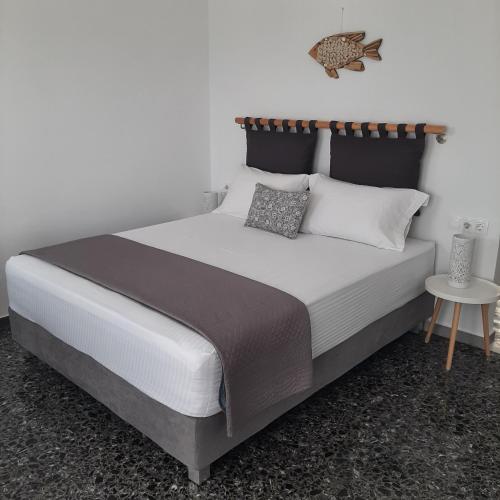 Flora Rooms - image 3
