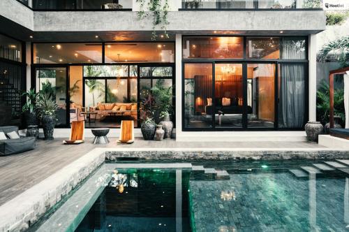 Villa with Private Pool image 4