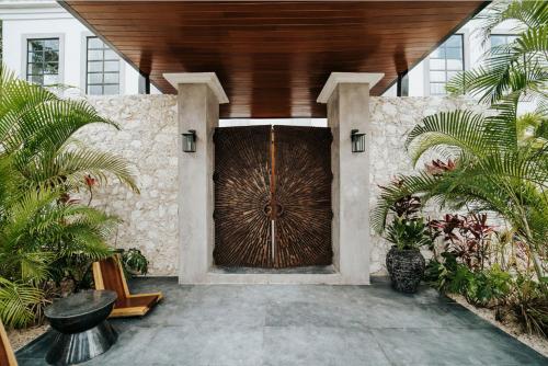 Villa with Private Pool image 1