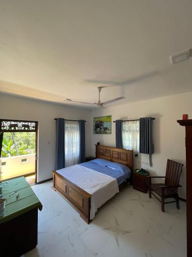 King Room with Balcony image 10