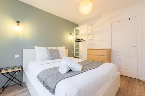 Guestroom, Fully-equipped app with balcony near train station in St Maurice - Pellevoisin