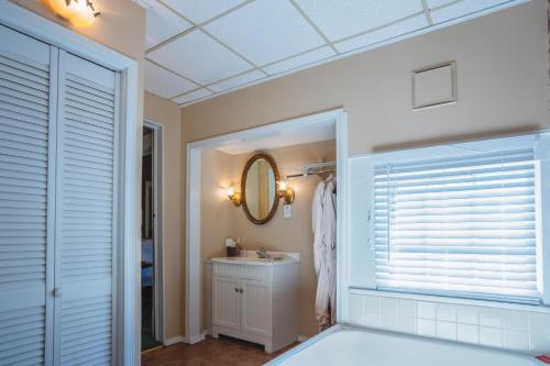 5 Ojo Inn Bed and Breakfast 5 Ojo Inn Bed and Breakfast