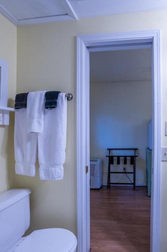 5 Ojo Inn Bed and Breakfast 5 Ojo Inn Bed and Breakfast