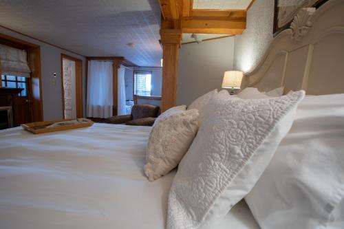 5 Ojo Inn Bed and Breakfast 5 Ojo Inn Bed and Breakfast