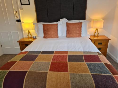 Ty Helyg Guest House - main image