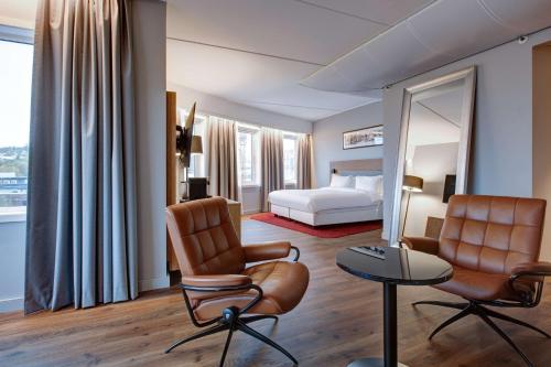 room detail thumbnail 0