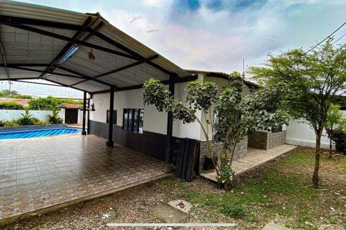 Aguamarina Inn - Casa de descanso con piscina - Tauramena Casanare