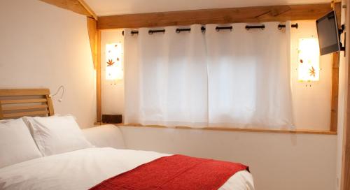 Bull Farm Studios - image 11