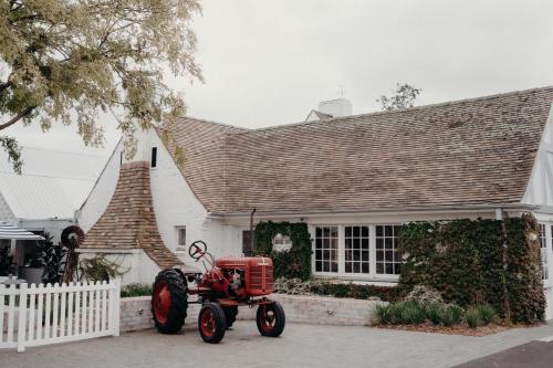 Camden Valley Inn