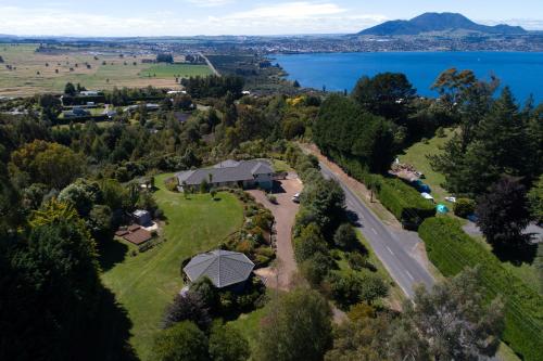 ทัศนียภาพ, Acacia Heights - Garden Cottage - Taupo in อ่าวอาคาเซีย