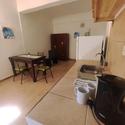 Double Room image 7