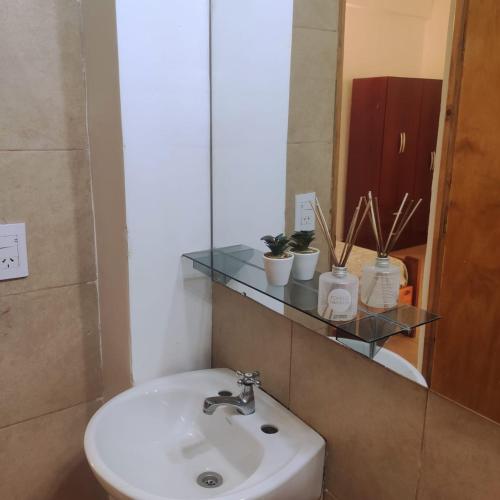 Double Room image 6