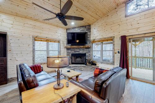 Cozy Bear Cabin #1 in Sautee Nacoochee, Vereinigte Staaten von Amerika