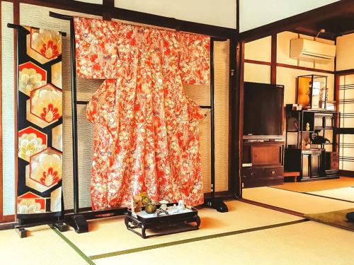 Japanese-Style Room