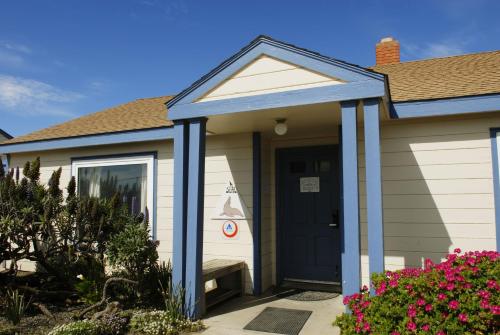 Entrada, HI Pigeon Point Lighthouse Hostel in Pescadero (CA)