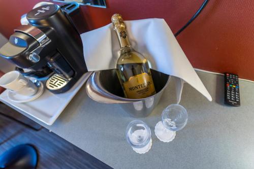 Hotel Ambiotel - image 12