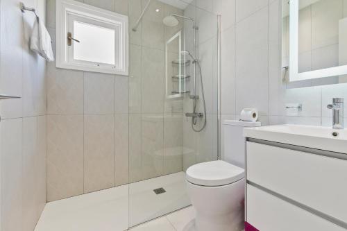 2 bedroom Apartment Avdimou with stunning sea views Aphrodite Hills Resort - image 7