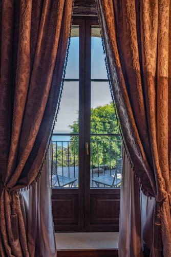 Skats, Bar Vitelli Charming suites in Savoca
