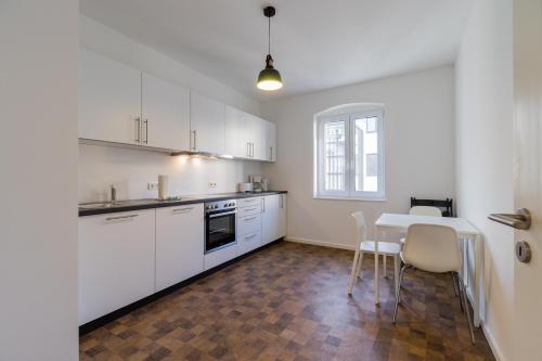 Kitchen, Nena Apartments Hermannplatz near Turkish Market