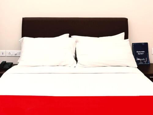 Hotel cute orange – Chennai, IL