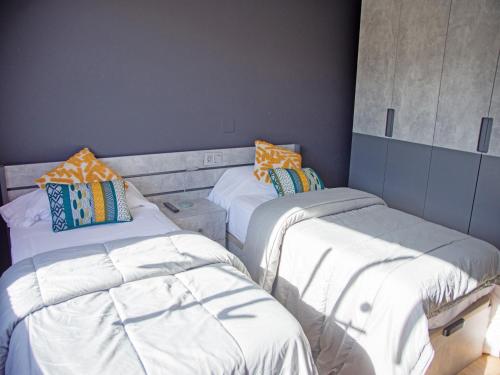 1 double bed, 1 sofa bed