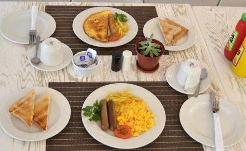 Food and beverages, Golf Course Boutique Guesthouse in Mount Edgecombe