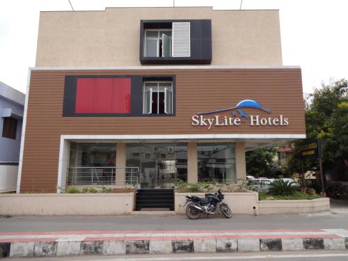 Skylite Hotels - Othakalmandapam