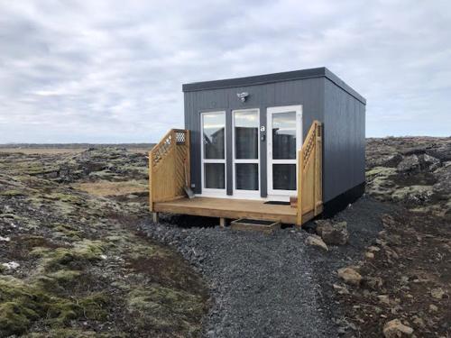 Reykjavík Outskirts - Minimalist Escape