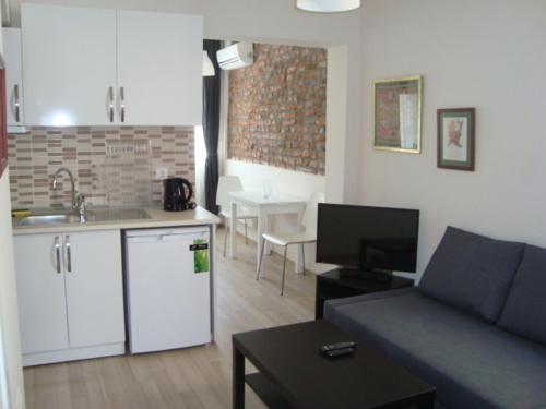 Deniz Apartments
