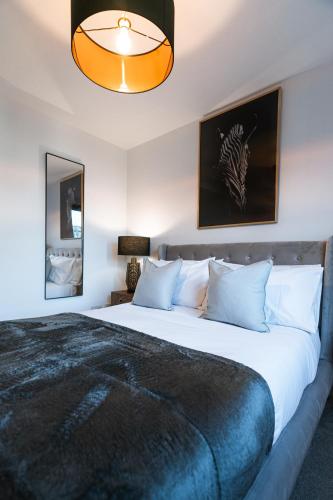 The Lusso Suite - 2BR - A 5* Escape Like No Other, Glasgow (Foto 2)