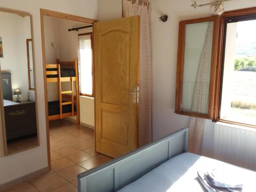 maisonnette le cabanon in Sainte-Jalle