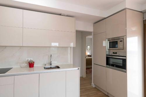 One-Bedroom Apartment image 10
