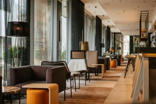 Bar/ Salón, Tallink City Hotel in Lower Town